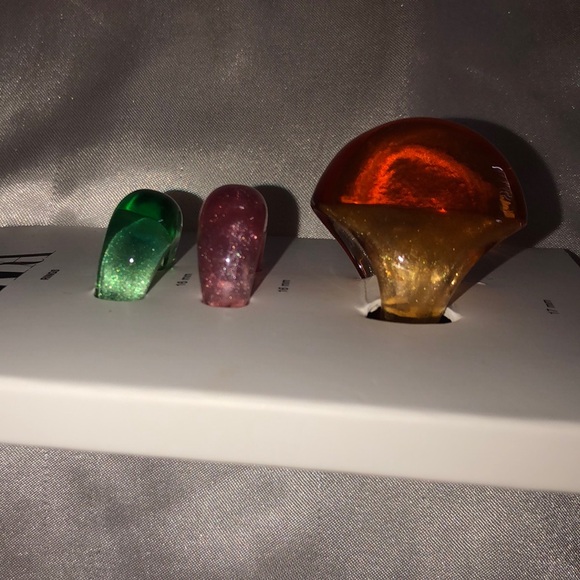 Zara 3PC Chunky Acrylic Ring Set Green, Purple & Amber 2 Size 5.5 1 Size 7 NWT - Picture 7 of 15